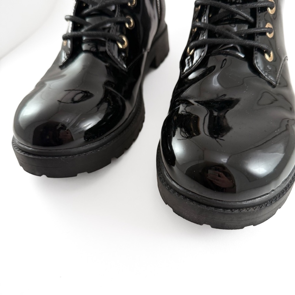 MICHAEL Michael Kors Women's Alistair Lace-Up Lug Sole Combat Booties - Picture 10 of 12